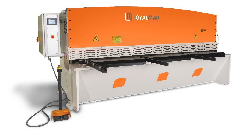 LOYALMAK EASYCUT 6120 HYDRAULIC SWING BEAM GUILLOTINE SHEAR