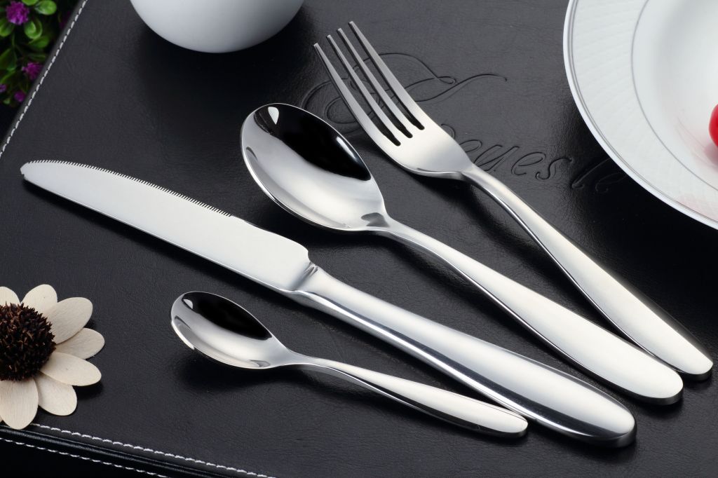 Modern and Various Types Of Spoons Forks Knives Cutlery Set