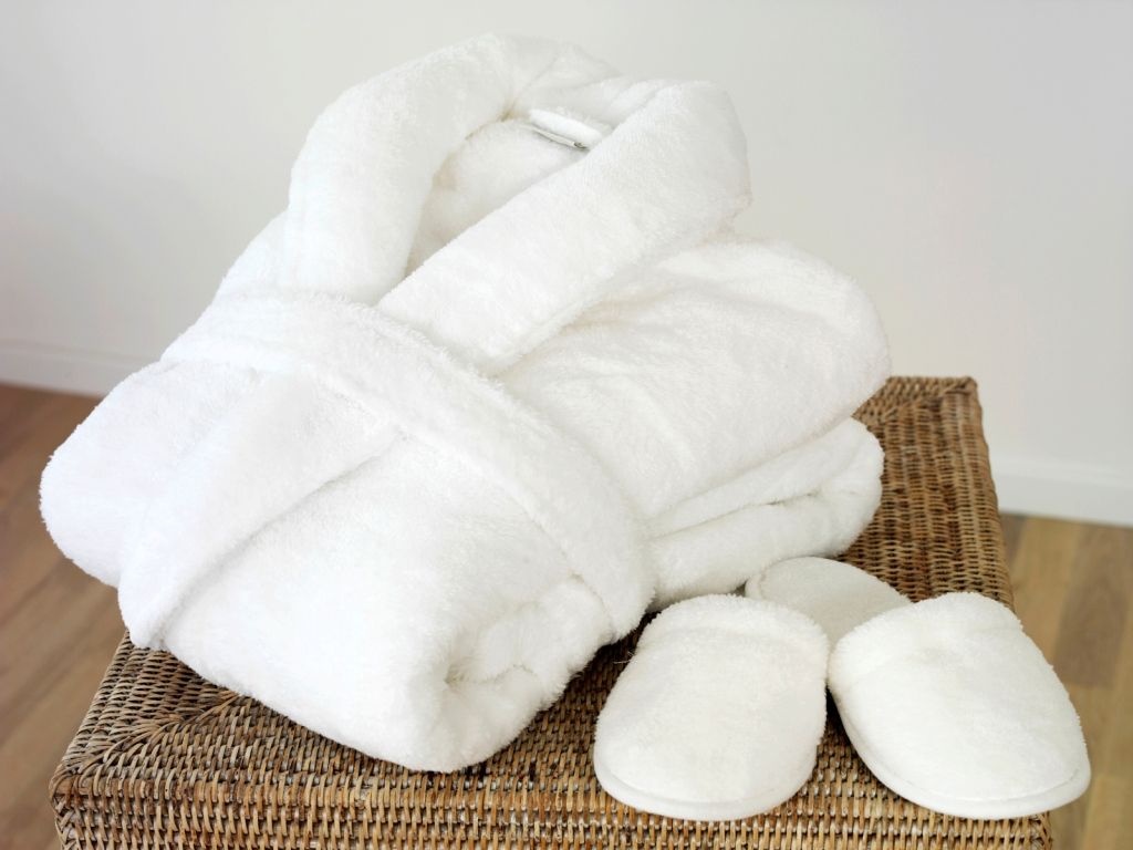 100% Cotton Bathrobe with Slippers for North America Market