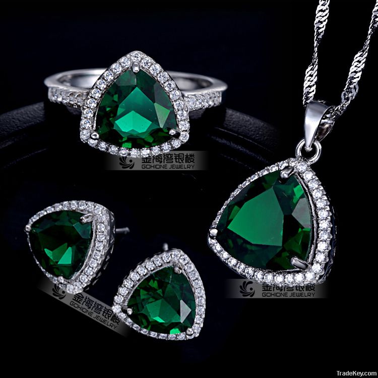 Factory Wholesale Triangle Emerald CZ Stone Jewelry Set