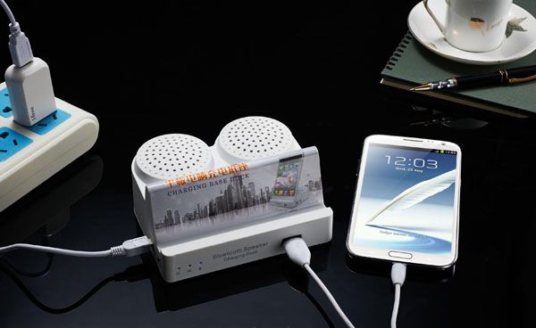 2014 hot selling  bluetooth speaker with stand