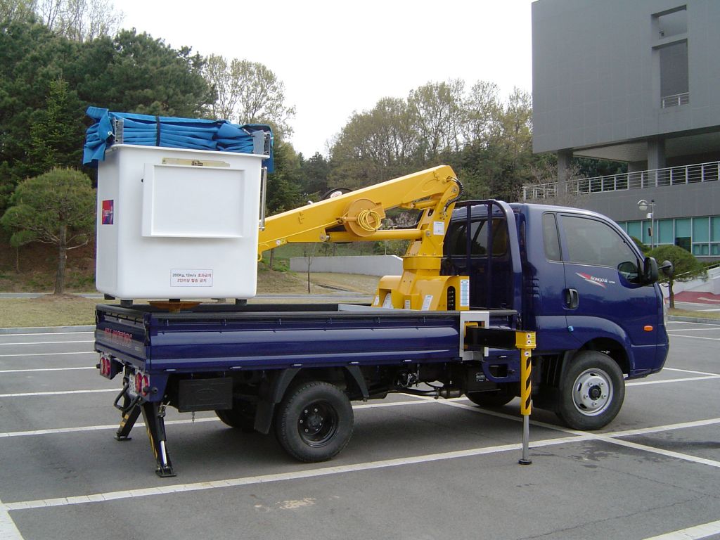 Aerial Work Platform Truck (HGS120)