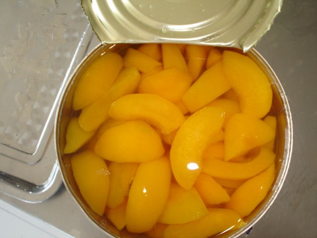 Canned yellow peaches