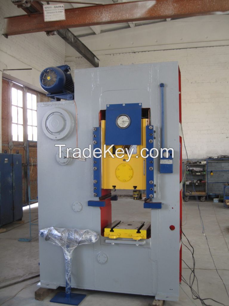 Knuckle joint press PINSK KB 8336 400t (4 psc.) 