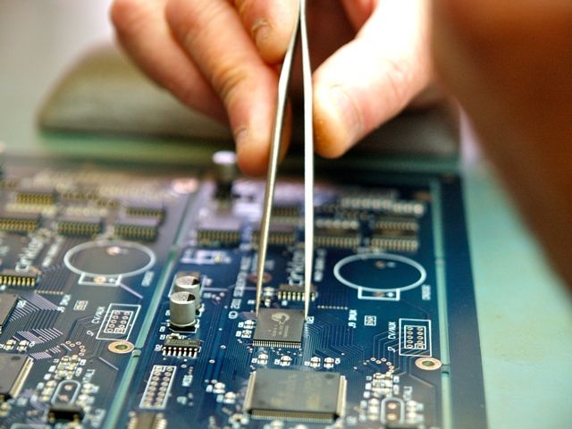 PCB Board Assembly Design and Clone Manufacturer with EMS Services 