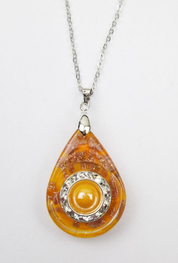 2014 fashion glass pendant necklace