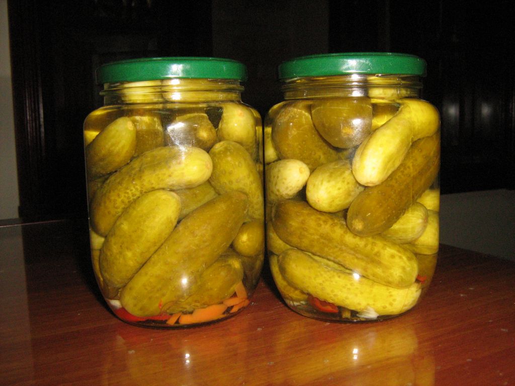 Pickled cucumber size 6-9cm in 720ml glass jar