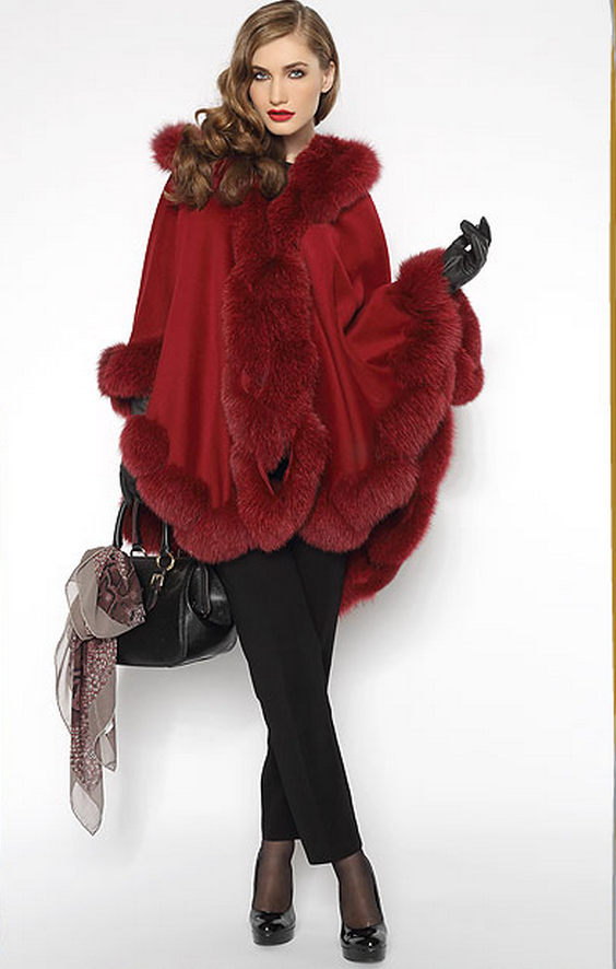 WOMEN'S CAPE WITH FOX FUR 