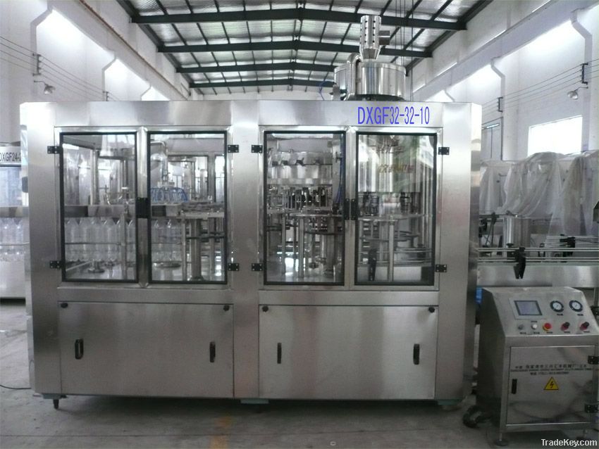 Automatic carbonated drink production line