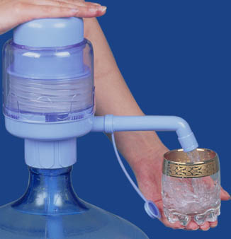 BARLEY manual water pump with transparent body