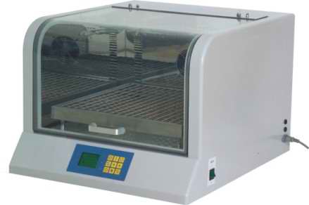 Shaking Incubator