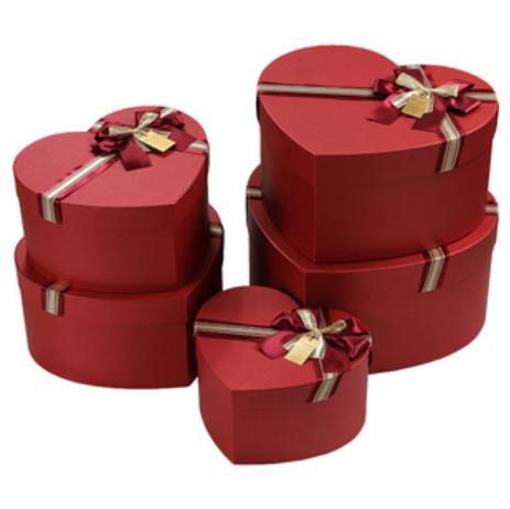 Set of 5 Heart Paper Shaped Gift Box