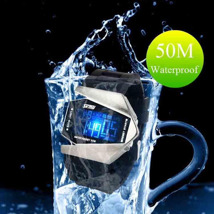 50M Water Resistant Fashion LCD Movement Men Military Watches