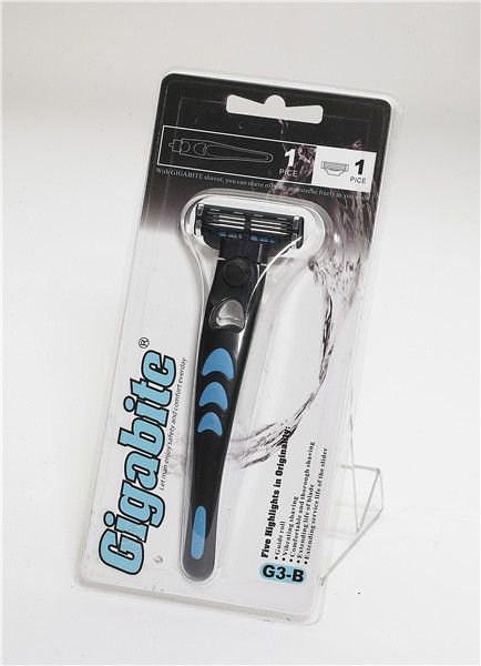 triple blade manual razor