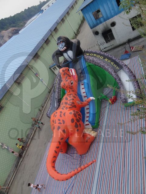 Inflatable king kong dinosaur fight giant slide