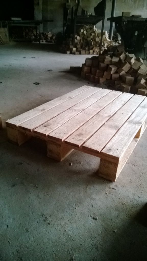 Pine Wood pallets