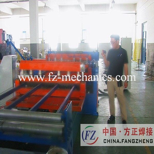 Automatic construction reinforcement mesh machine made in china