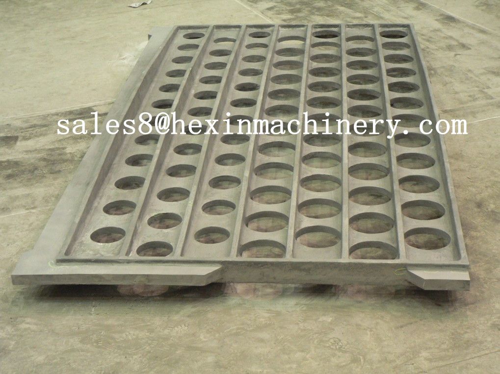 Heat resistant casting tube sheet for petrochemical industry