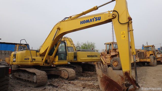 Used Crawler excavators komatsu PC200-7