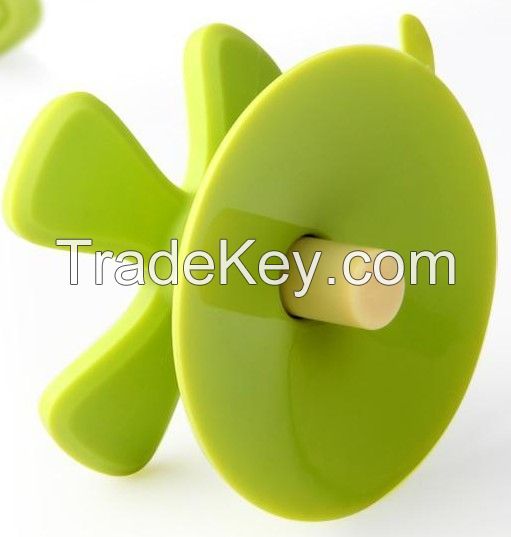 TPU Four-leaved Clover Suction Hooks