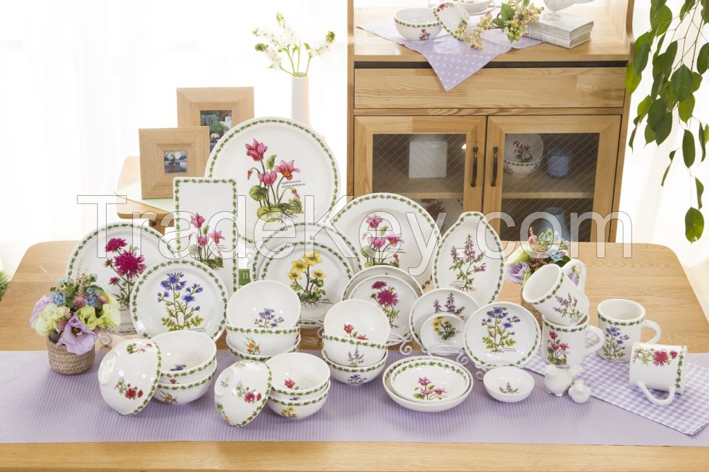 Royal Stuart Garden Dinnerware Set