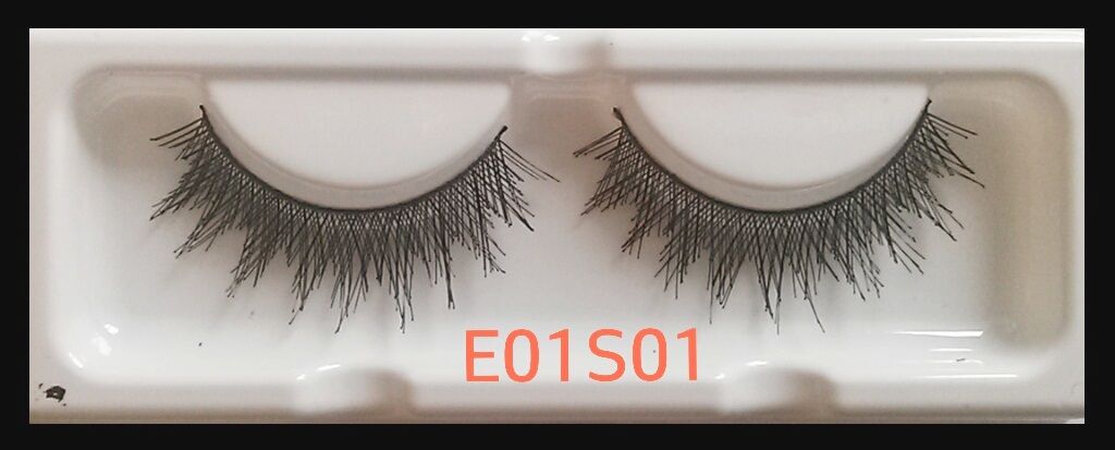E01S01 False Eyelash