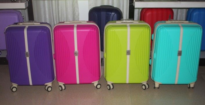 High Quality Business Style PP Injection Zipper Trolley Light Weight Spinner Luggage Set with Twin Wheels and TSA Lock