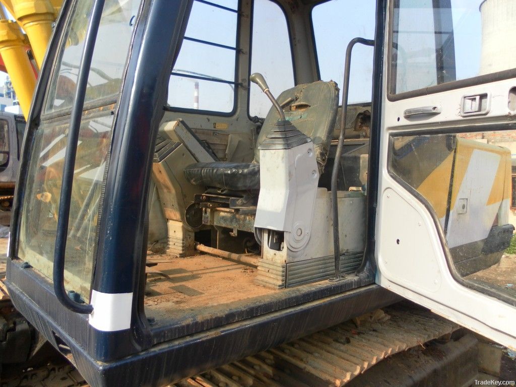 Used Kobelco SK120-3 Excavator Digger