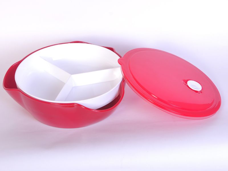 Plastic bowl 