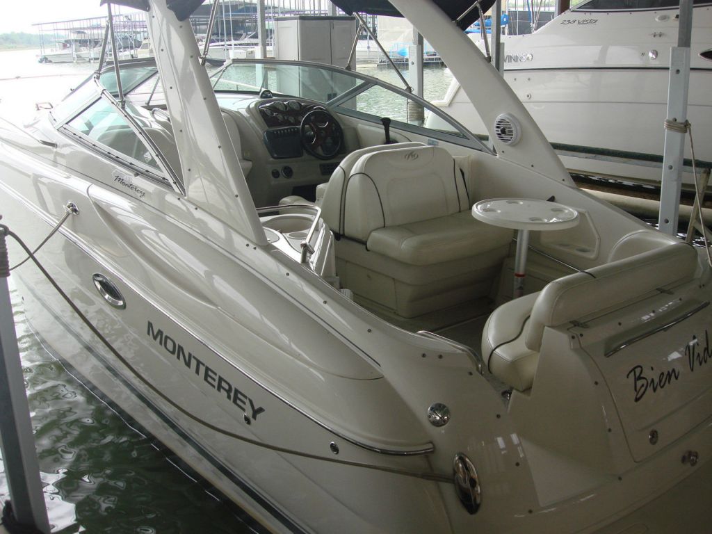 2004 Monterey 265 Cabin Cruiser - 496 Mag Mercruiser - With Trailer & Slip