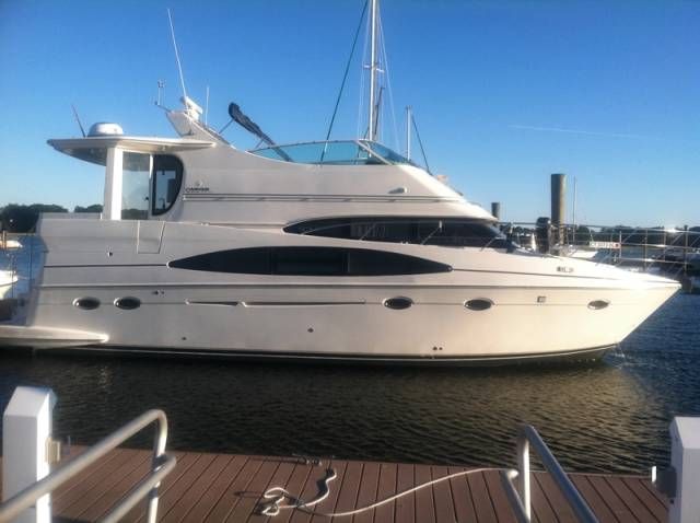 2004 CARVER 466 MOTOR YACHT 3 STATEROOMS SUPER CLEAN