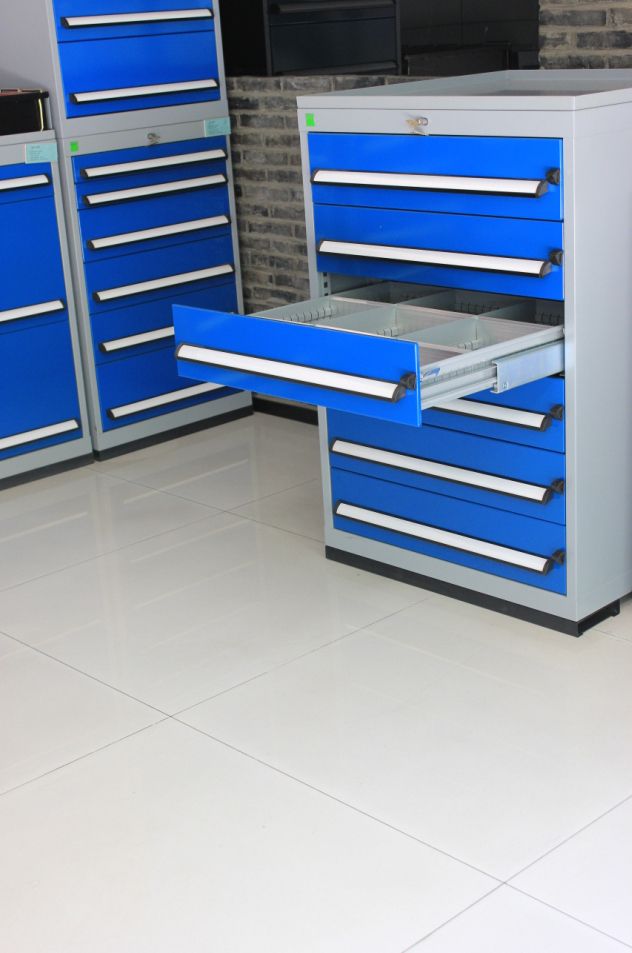 Tool cabinet,mobile shelving,racking,shelving,trolley, radio shuttle racking,heavy duty pallet racking,light duty shelving,longspan shelving,mezzanine racking,compacts shelving,workbench
