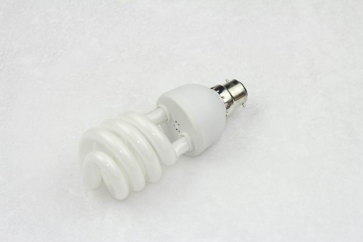 2u screw E27 B22 base 9W lamps holder energy saving lighting bulb manufacturer OEM service