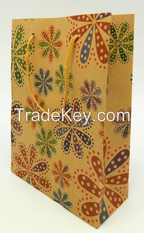 2015 Hot Sell Kraft Paper Bag with Handles use in Party and Shopping Centre