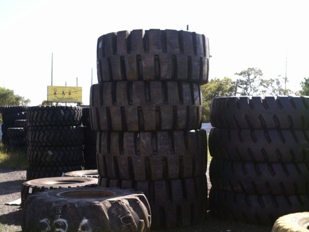 QUALITY WHOLESALE USED A wheel-loader TIRE