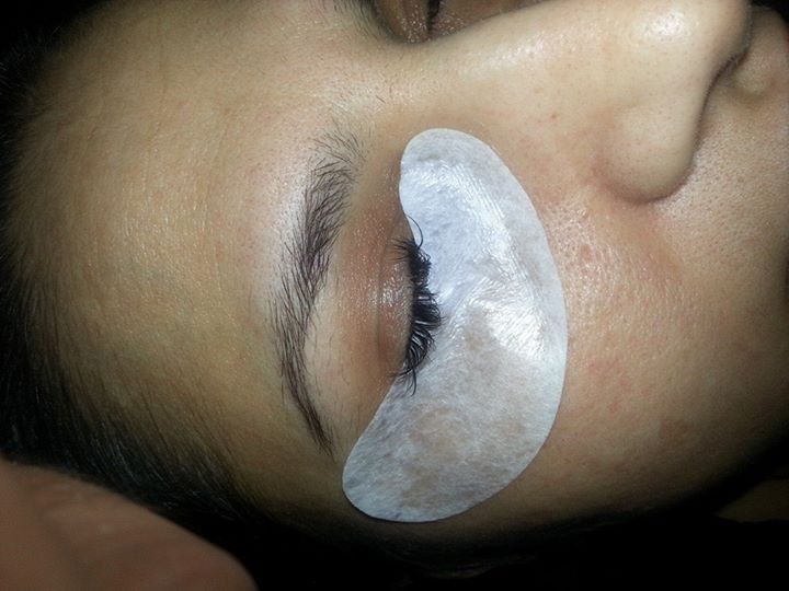 Eyelash extensions under Eye Pad Patch lint free