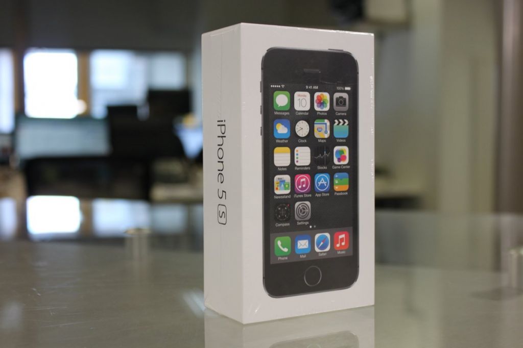 NEW YEAR PROMO!!! Hot Price for Apple iPhons 5s 16GB 32GB 64GB NEW Factory Unlocked 10