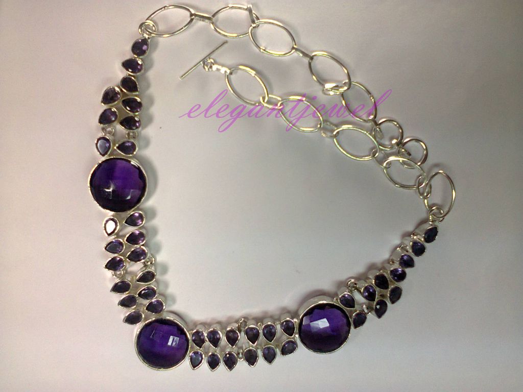 .925 Sterling Silver Rare Beautiful Amethyst Gorgeous Necklace