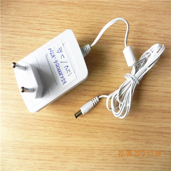 12v 1A hot switching power adapter