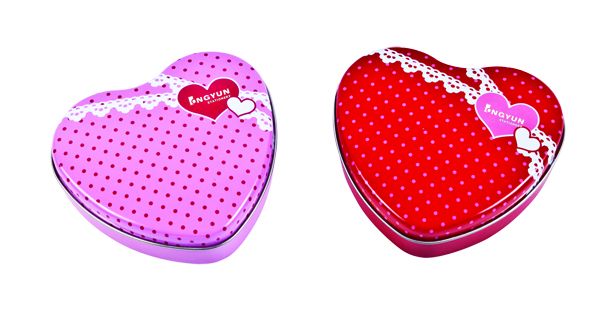 gift heart shape tin box for wedding