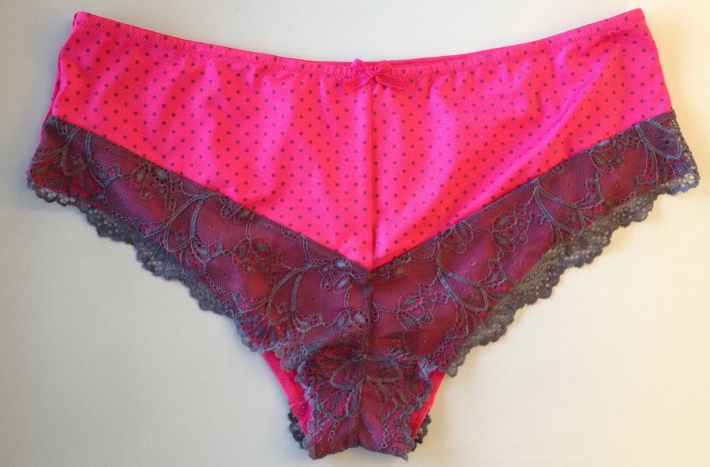 Ladies fancy print moulded cup bra & brief set underwear  with contrast lace