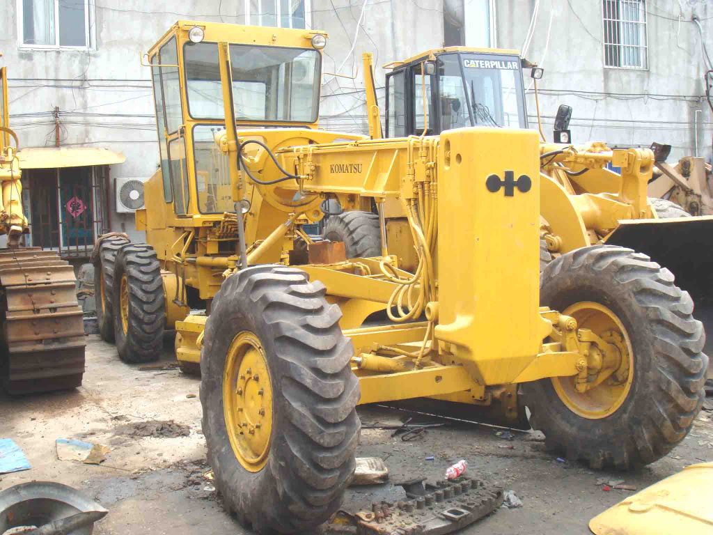 Used KOMATSU GD511A-1 MOTOR GRADER