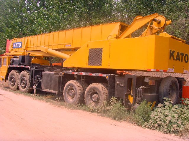 Used Tadano Tg1000e Truck Crane