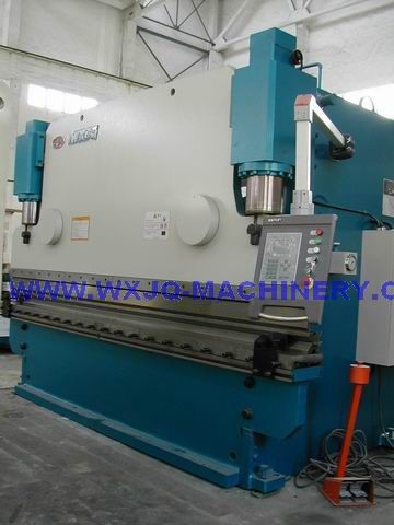 Hydraulic Press Brake