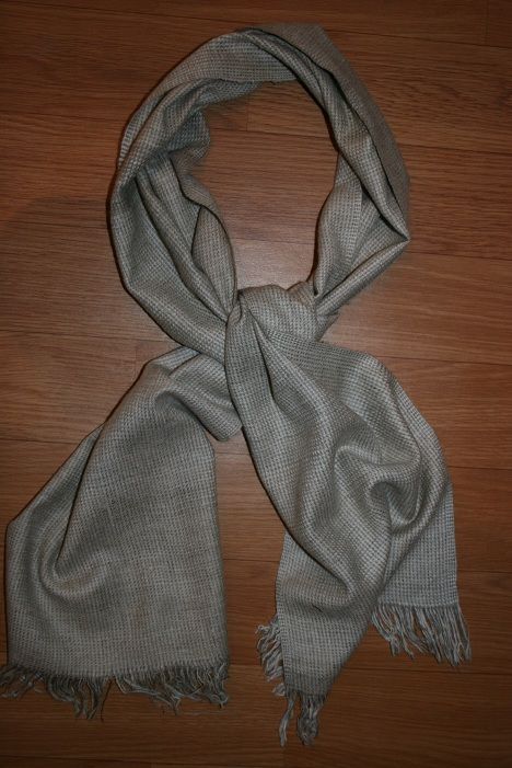 100% pure pashmina/cashmere scarves,stoles and shawls