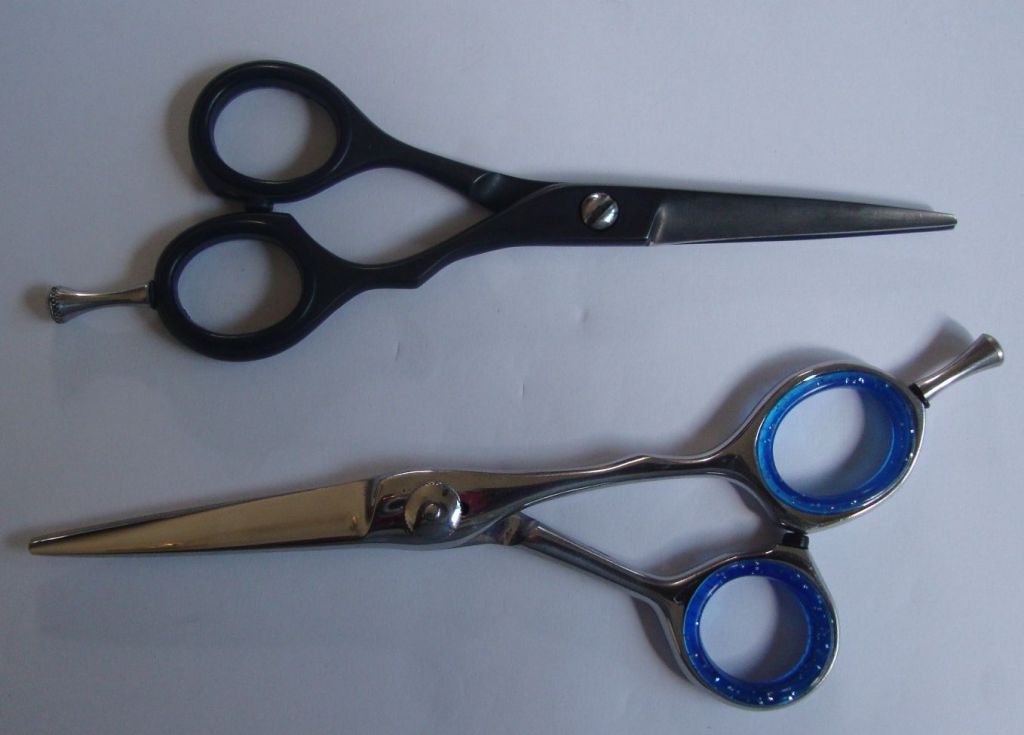 RAZORS SCISSORS