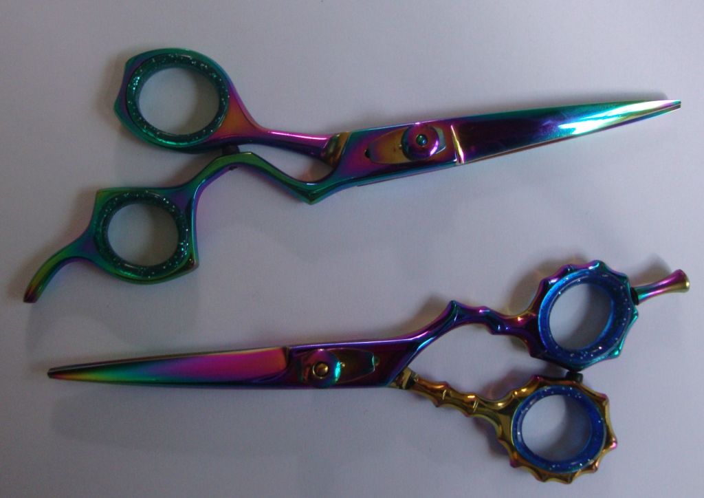 RAZORS SCISSORS