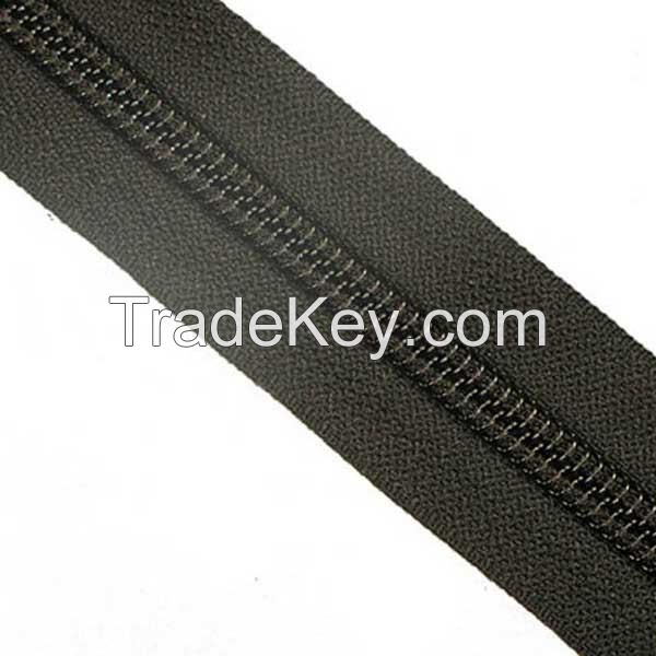 polyester zipper roll , nylon zipper, cfc zipper, plastic zipper