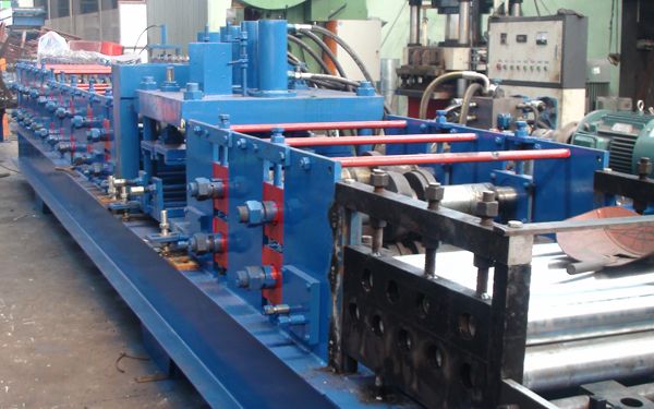 C80-300 shaped purlin roll forming machine  