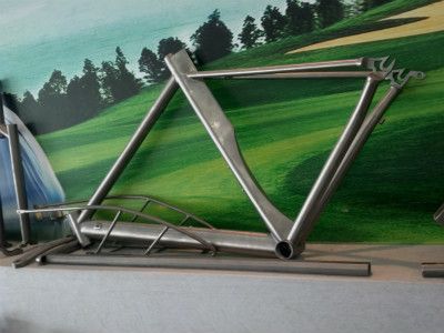 titanium frames and handlebars for bikes